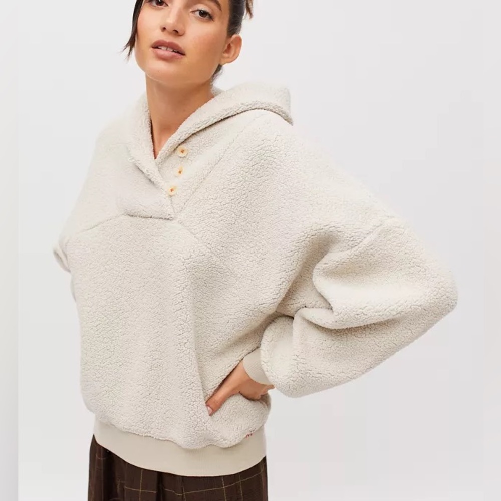 Urban Outfitters crossraods teddy pullover